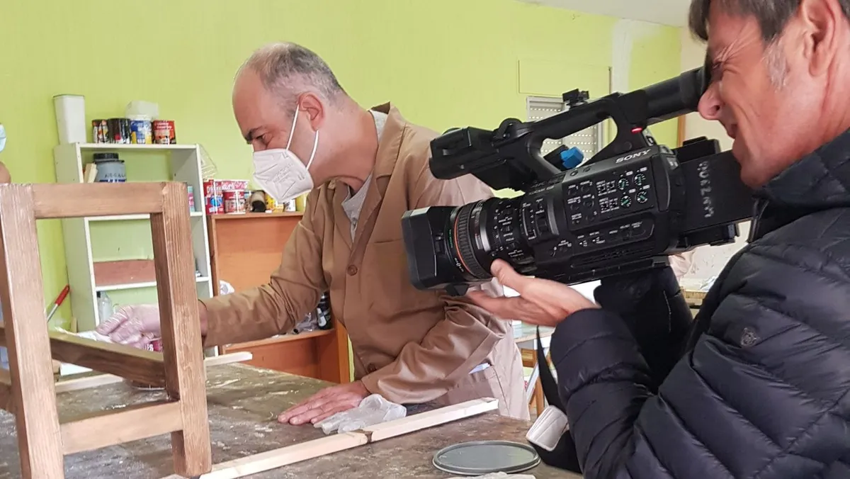 Neox visita a Mobhu!